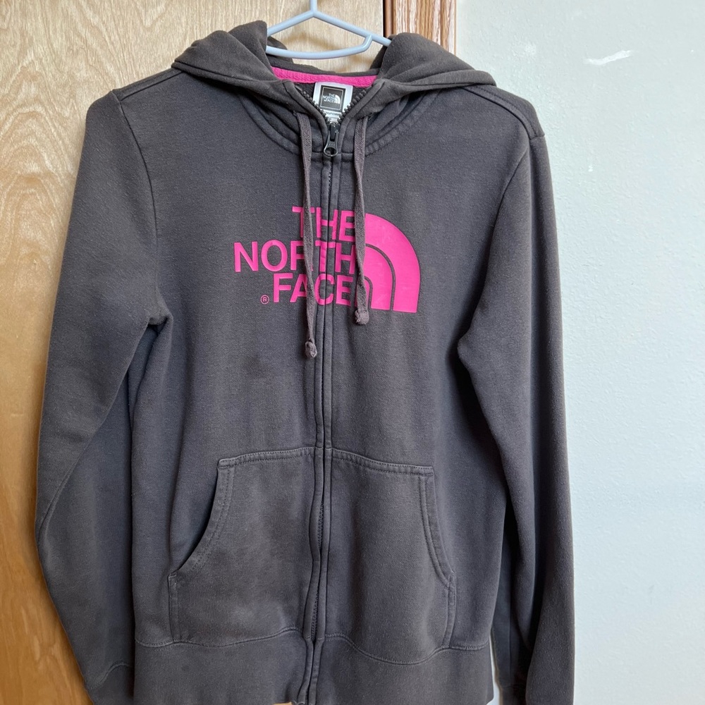 Northface sweatshirt hoodie smoke and pets free home